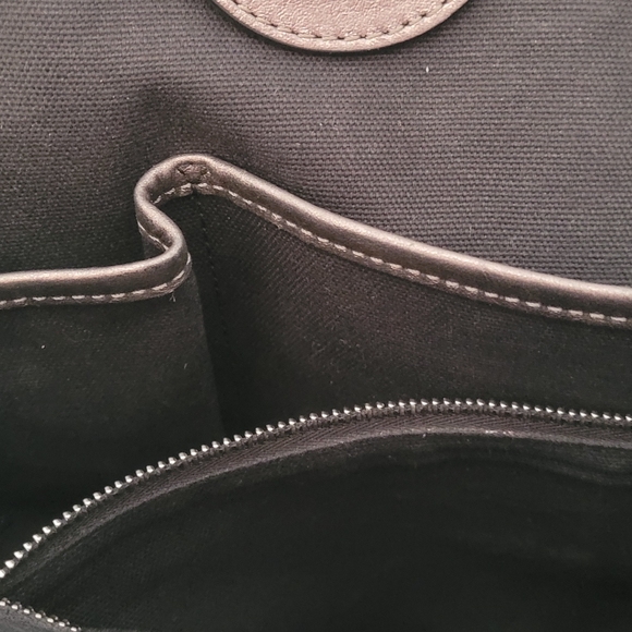 Burberry Tote Bag - Picture 4 of 8